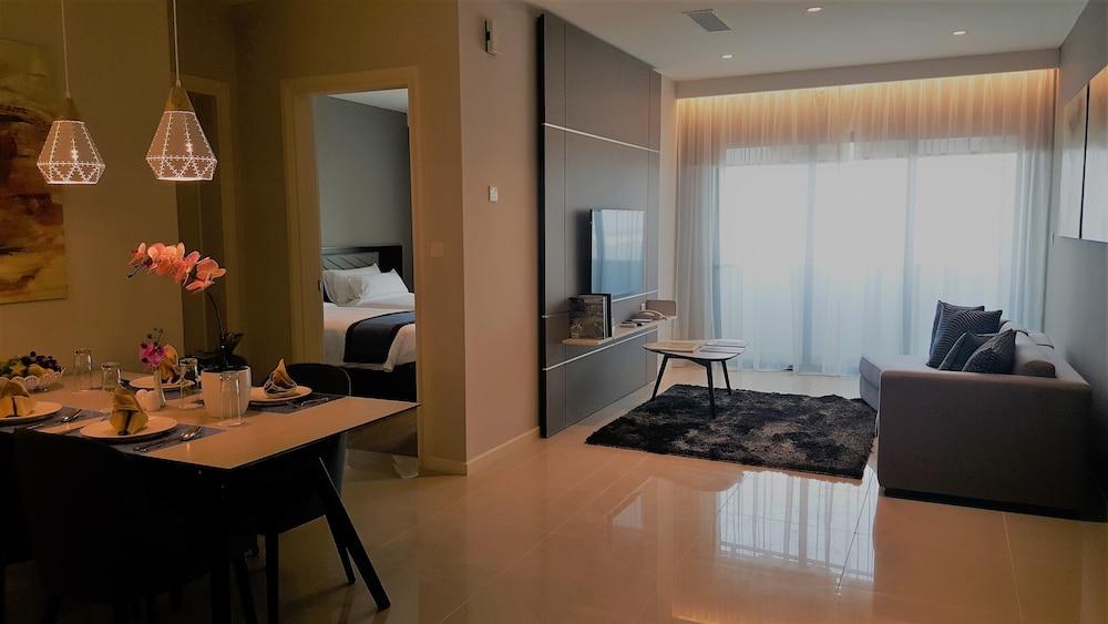 Shama Suasana Johor Bahru Formerly Known As Suasana All Suites Hotels Джохор-Бару Экстерьер фото
