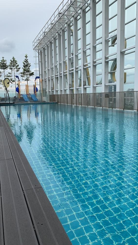 Shama Suasana Johor Bahru Formerly Known As Suasana All Suites Hotels Джохор-Бару Экстерьер фото